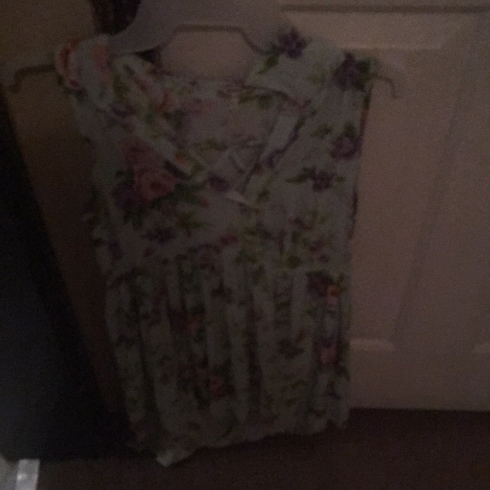 I'm selling because it does not fit me anymor